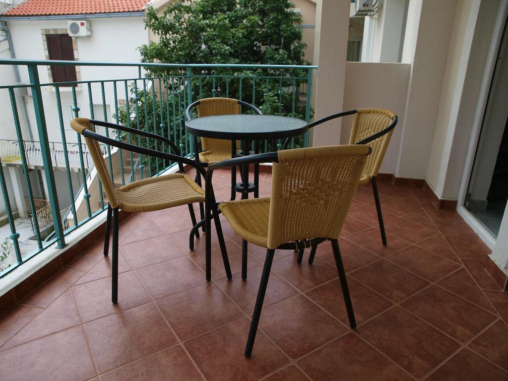 Apartments Obala Dragovic Petrovac Quarto foto